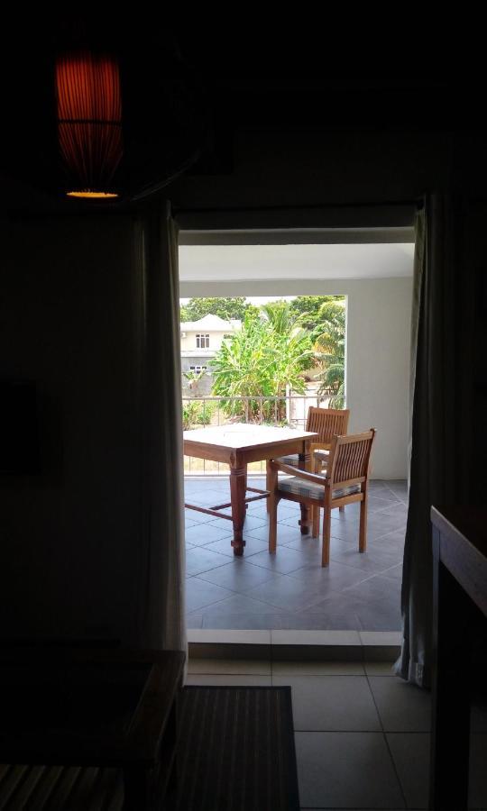 Le Colonial Cocoon Apartement 2 La Gaulette Bagian luar foto